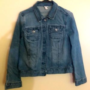 Women’s jean jacket